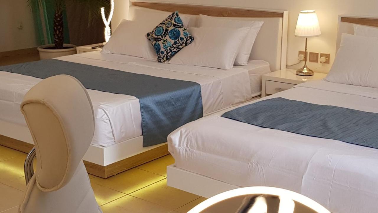 Jbr Penthouse With Terrace Pool Apartment Dubai Exterior foto