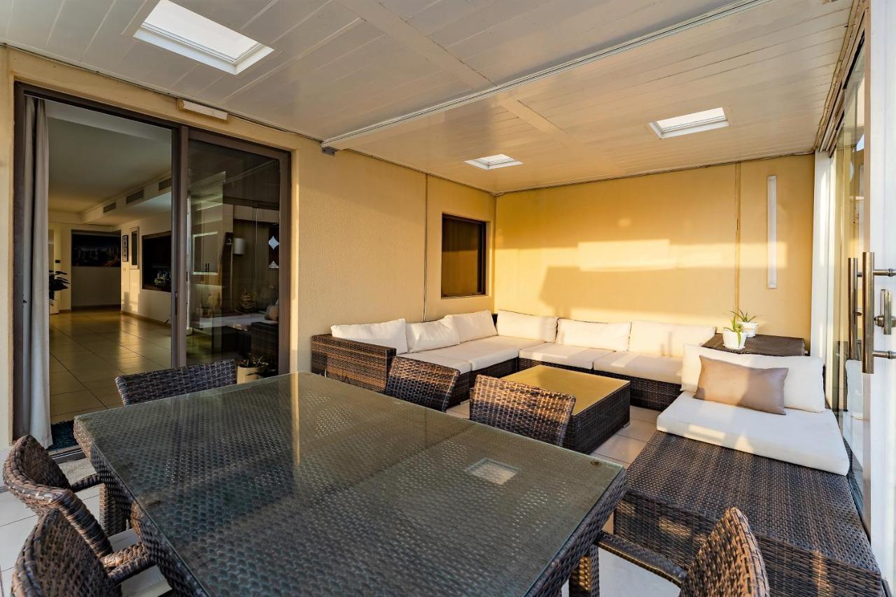 Jbr Penthouse With Terrace Pool Apartment Dubai Exterior foto