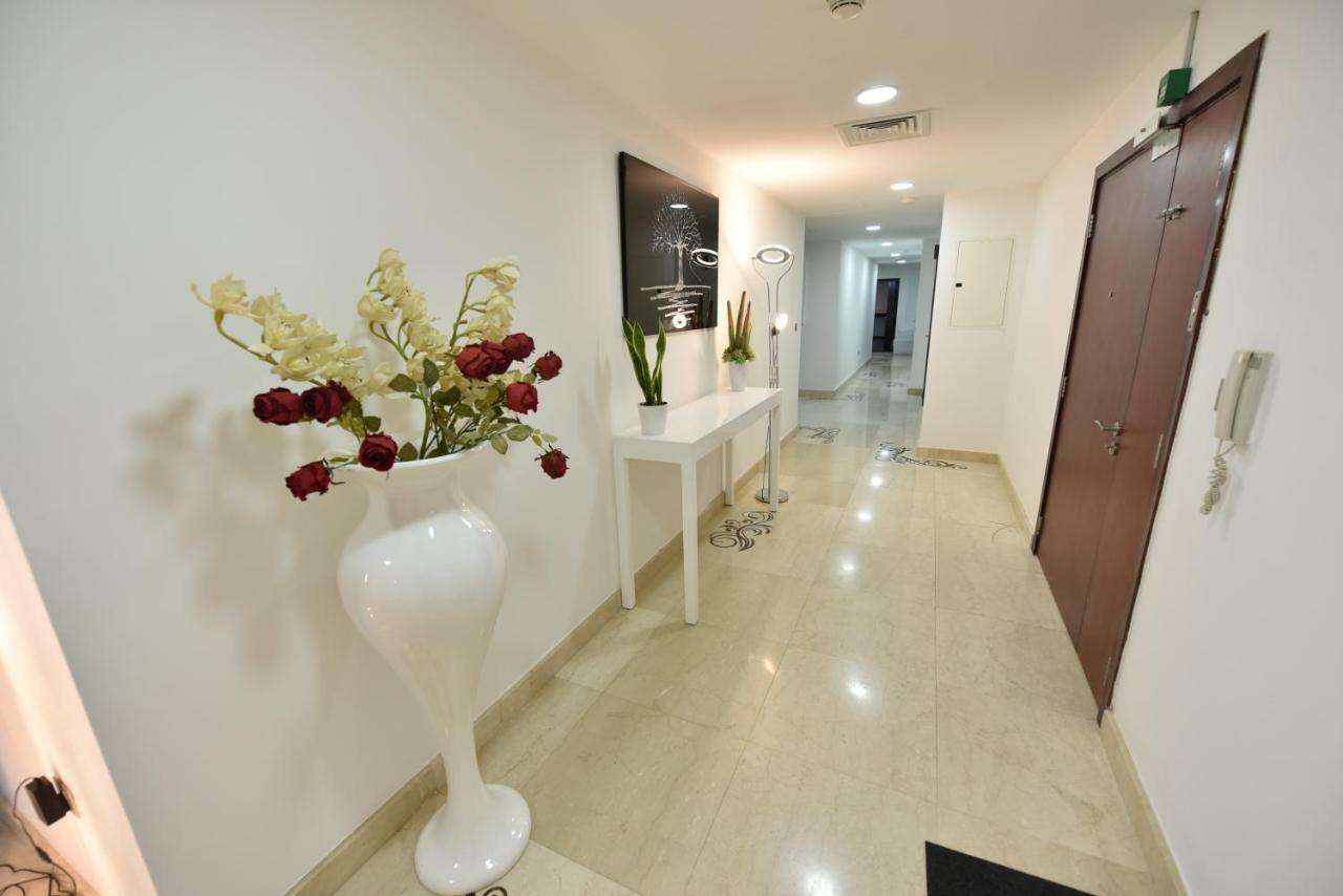 Jbr Penthouse With Terrace Pool Apartment Dubai Exterior foto